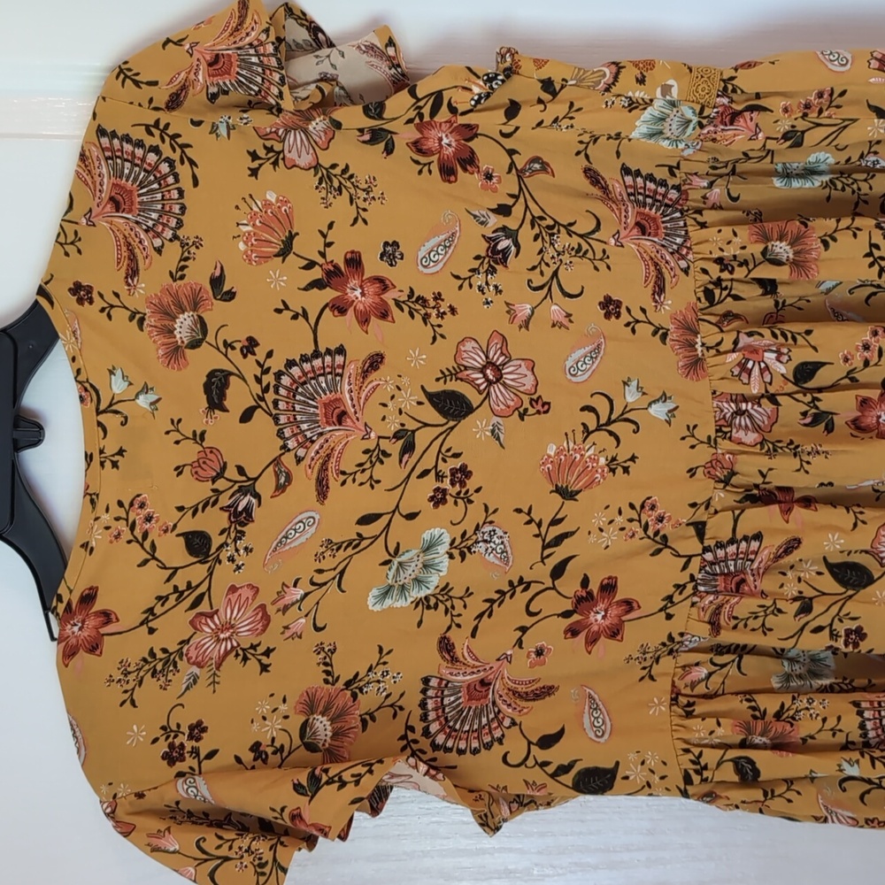 True Craft Flutter Sleeve Saffron Floral Top. Size Large $48. Boho - Picture 12 of 16